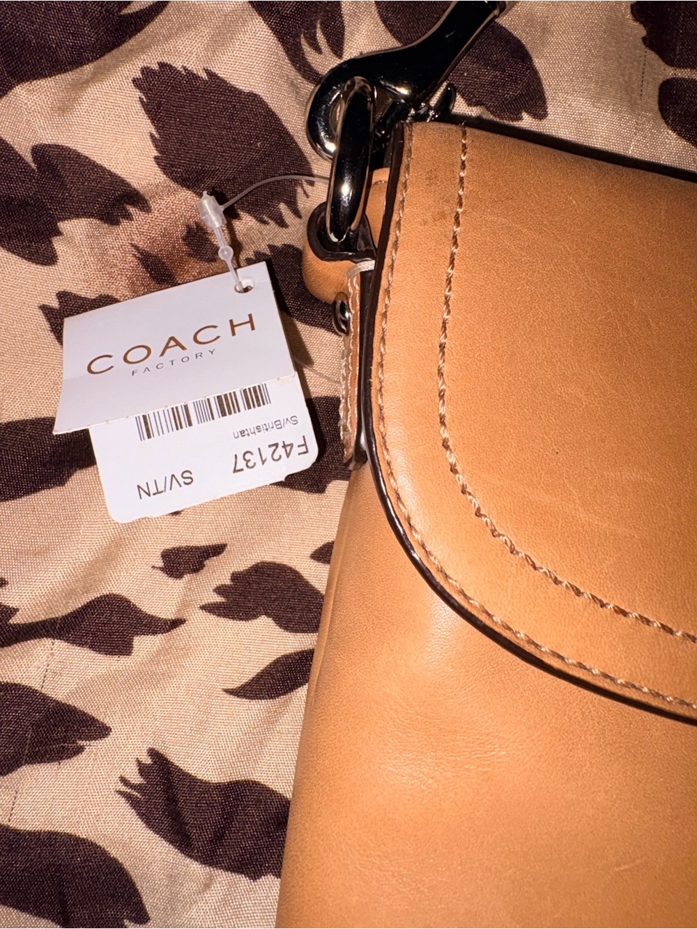 Coach SoHo Tan Leather Crossbody with Buckle Front BNWT - Picture 2 of 11